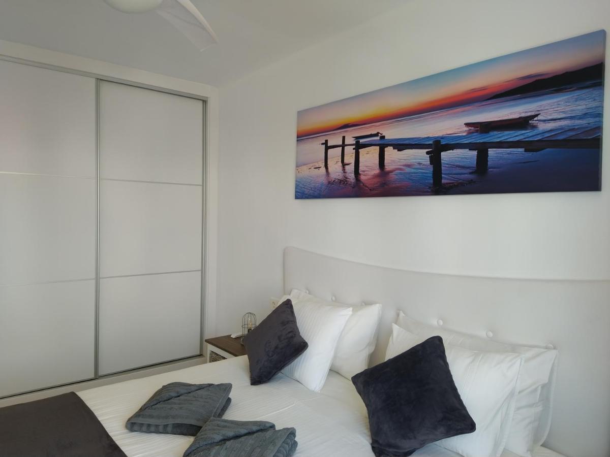 Apartment Namaste- Amazing Sea View & Infinity Pool - Good Wifi - Smart Tv-Residence Senator Коста-Тегісе Екстер'єр фото
